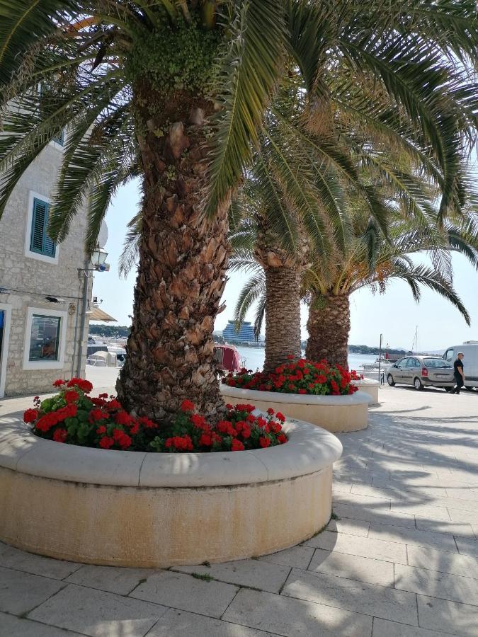 Haeuschen Am Meer Vodice Bagian luar foto