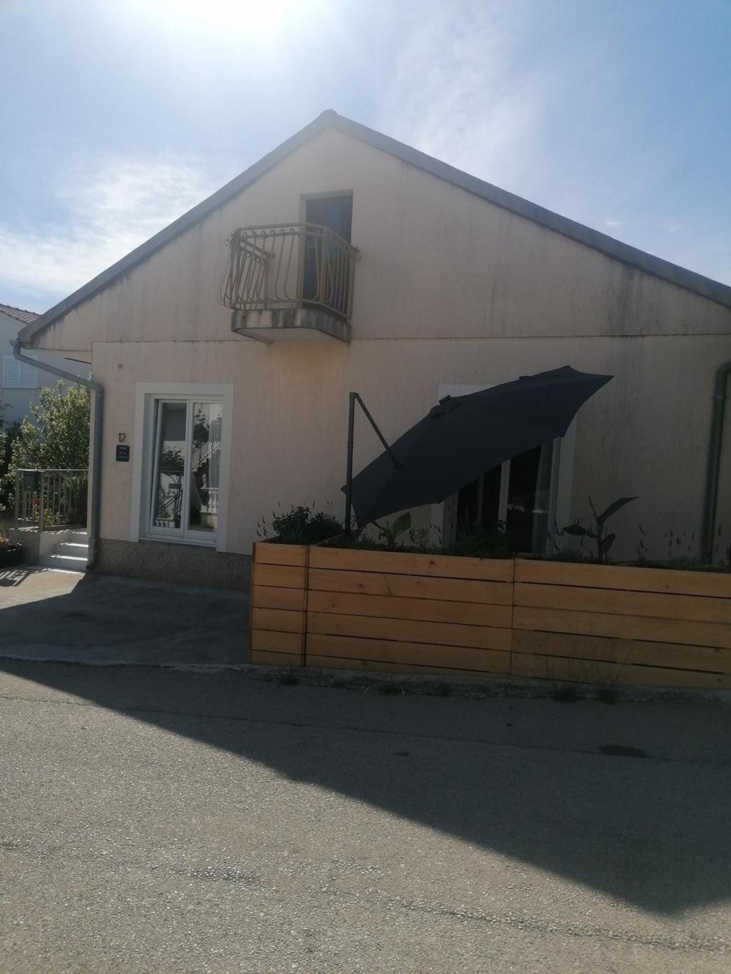 Haeuschen Am Meer Vodice Bagian luar foto